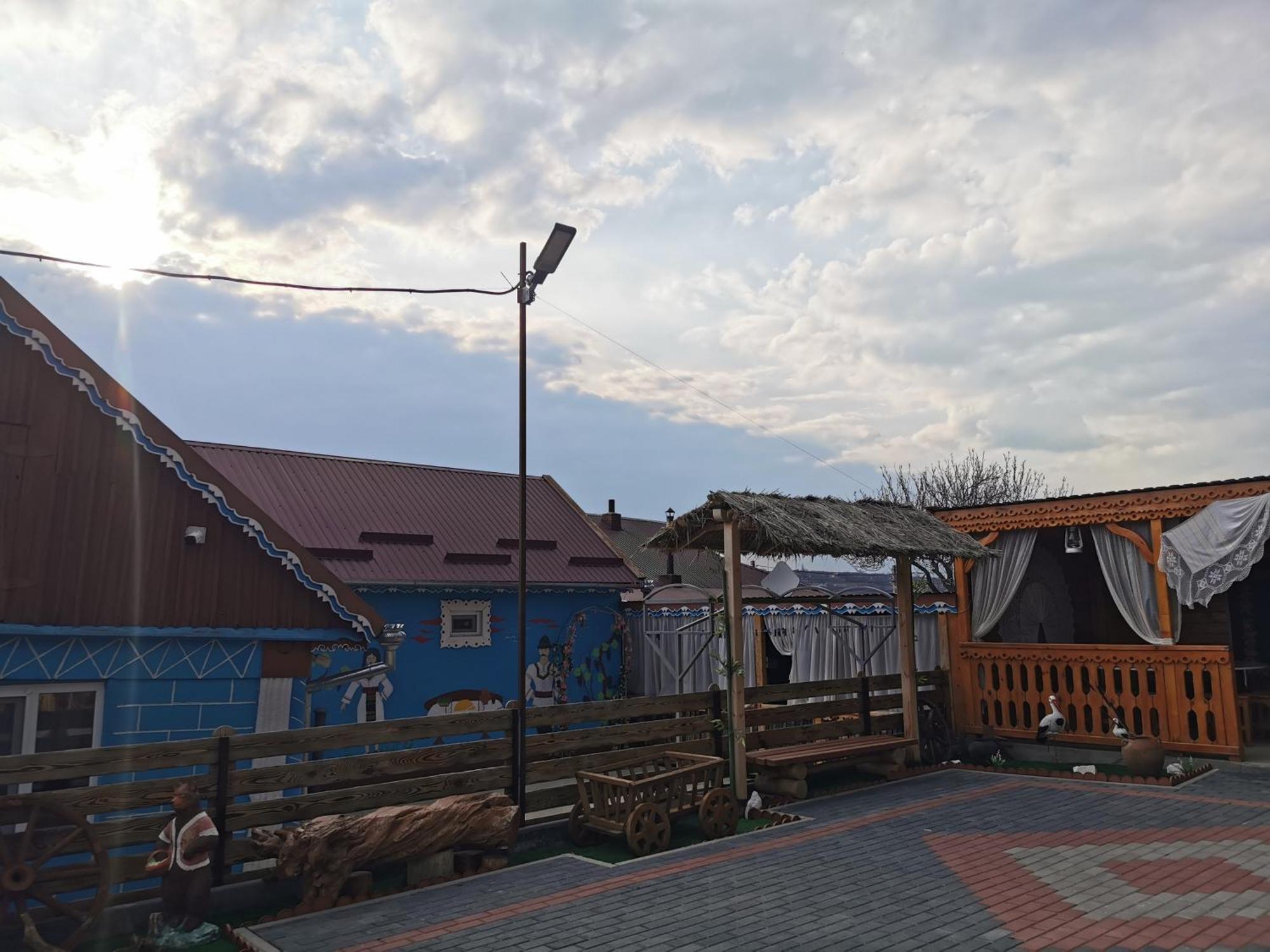 Bed and Breakfast La Madalina Selemet Екстер'єр фото