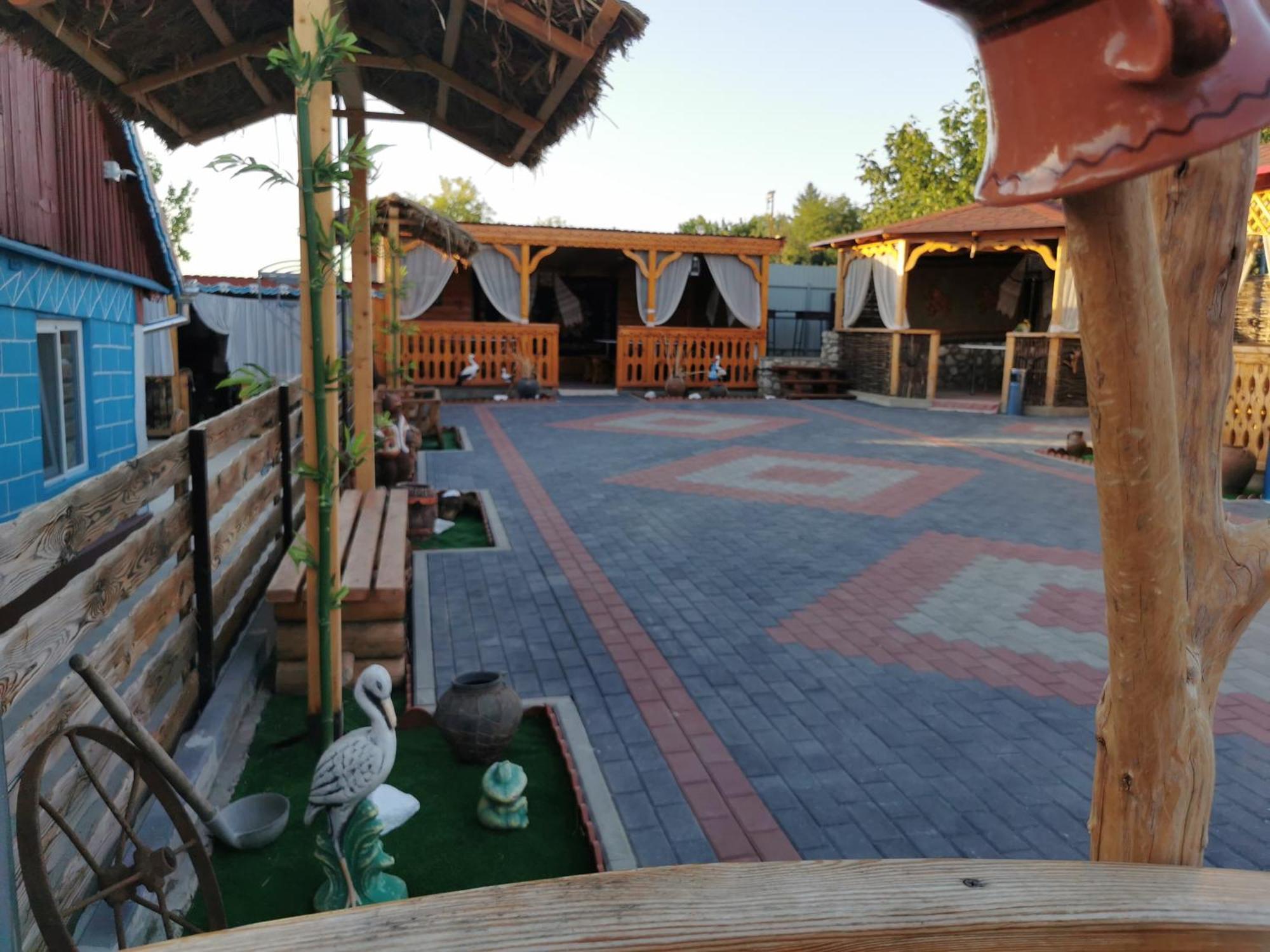 Bed and Breakfast La Madalina Selemet Екстер'єр фото